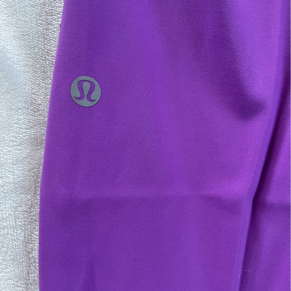 Lululemon fast and free HR tight - Picture 3 of 4
